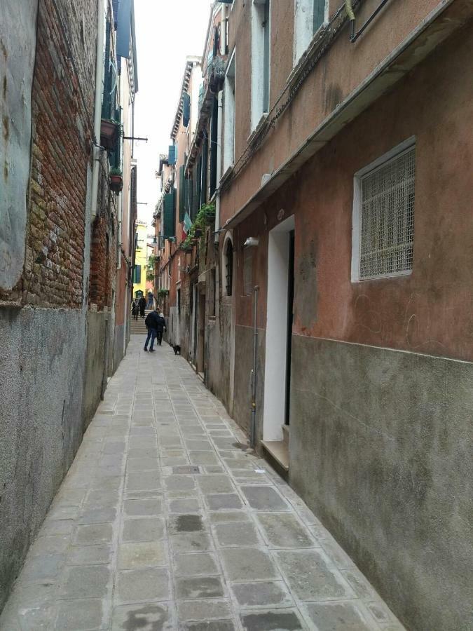 Appartamento Con Terrazza Biennale Veneza Exterior foto